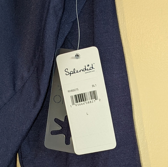 2/$20 NWT Navy Active Wrap Top L XL - Picture 4 of 5